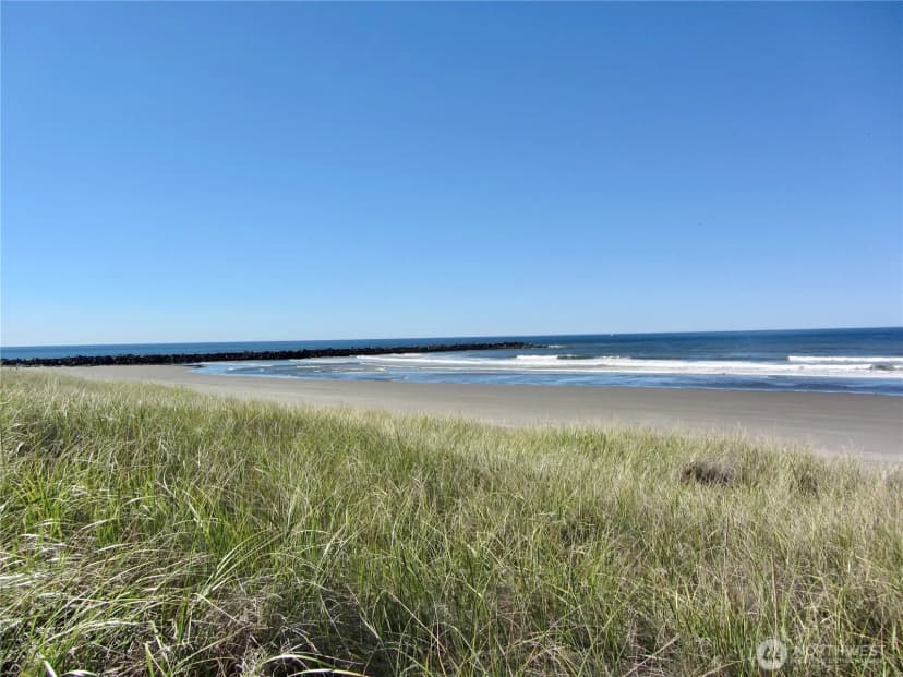 Property photo for 1437 Ocean Shores Boulevard Sw, Ocean Shores