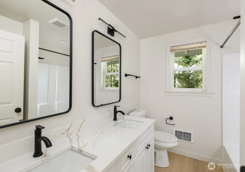 Property photo for 7605 Ne Hidden Cove Rd, Bainbridge Island photo 34