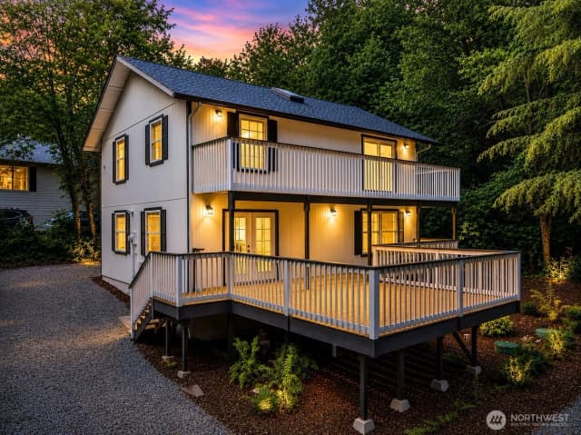 Property photo for 7605 Ne Hidden Cove Rd, Bainbridge Island