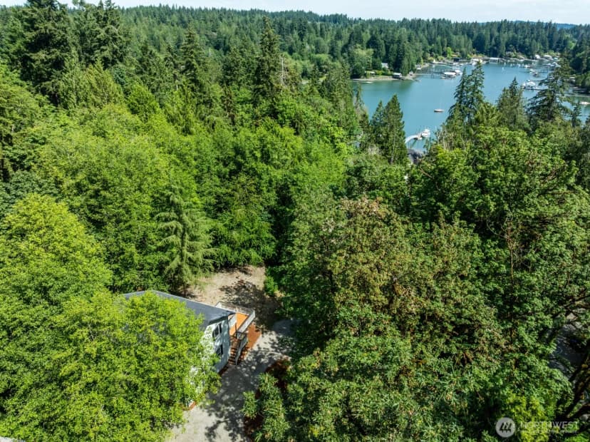 Property photo for 7605 Ne Hidden Cove Rd, Bainbridge Island photo 24