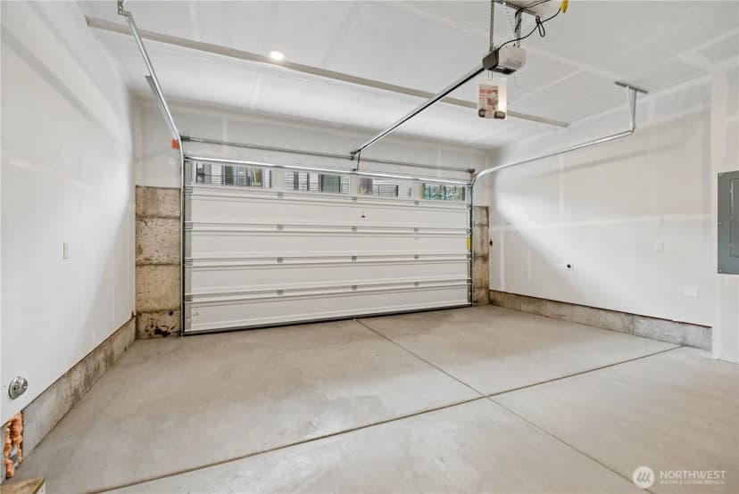 Property photo for 18923 99th Place Ne #b, Bothell photo 19