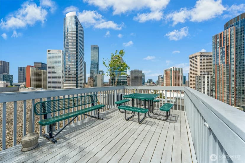 Property photo for 1400 Hubbell Place #ph112, Seattle photo 16