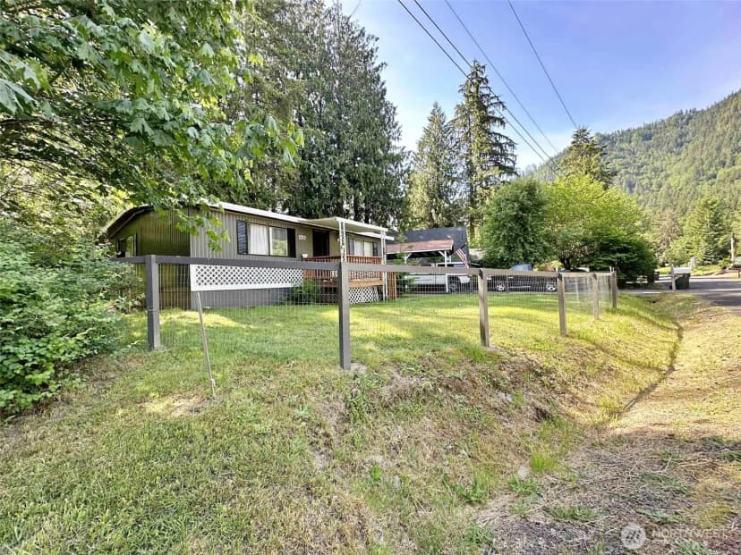 Property photo for 170 Tilton Drive, Morton photo 2
