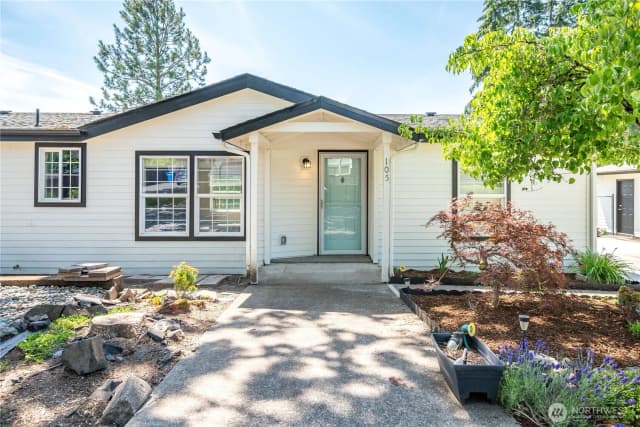 Property photo for 105 Robin Court, Longview