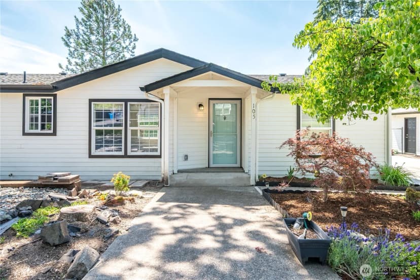 Property photo for 105 Robin Court, Longview