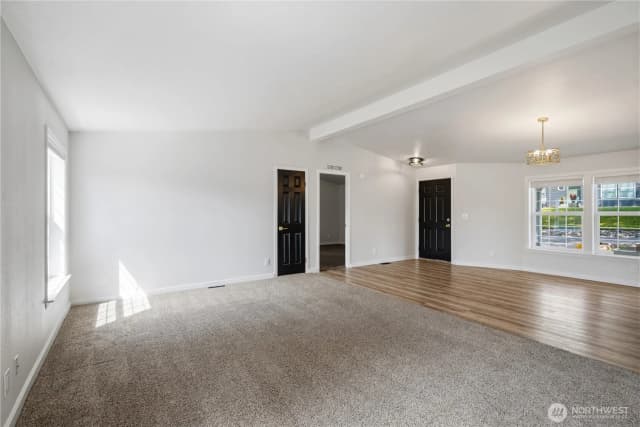Property photo for 105 Robin Court, Longview photo 4