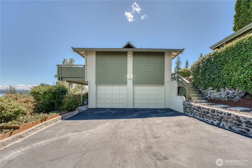 Property photo for 7912 Se Puget Heights Lane, Port Orchard photo 30