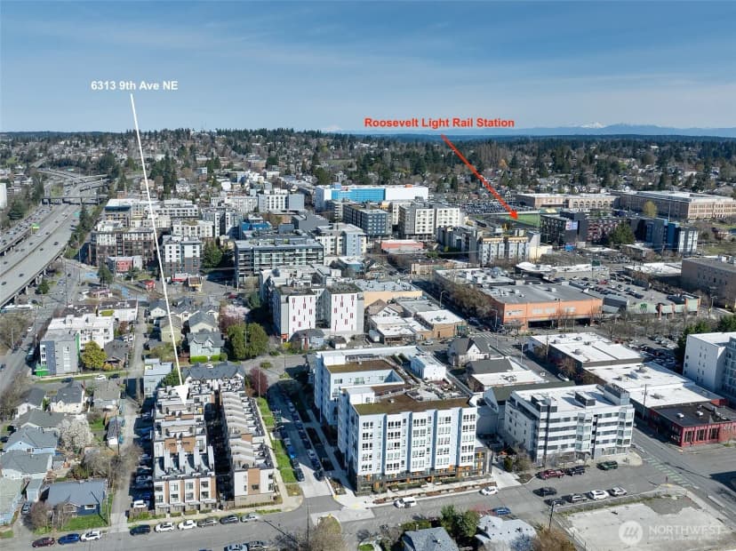 Property photo for 6313 9th Avenue Ne #a, Seattle photo 31