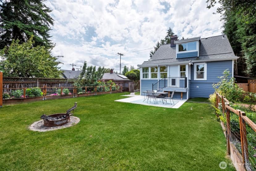 Property photo for 610 N 125th Street, Seattle photo 23