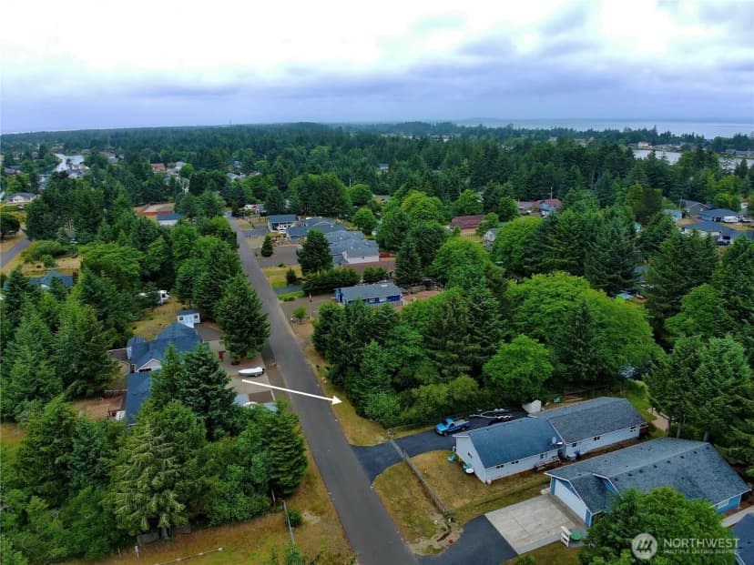 Property photo for 772 Island Circle Se, Ocean Shores photo 18