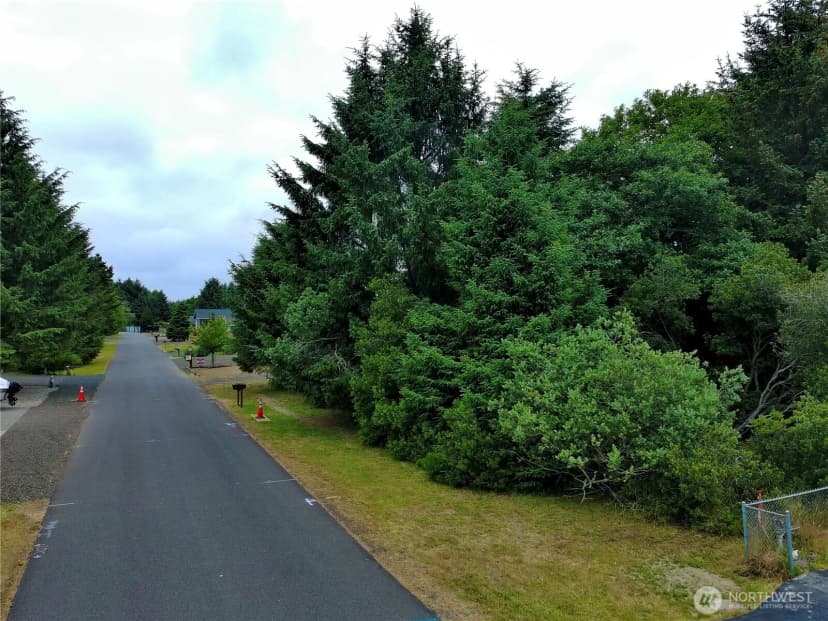 Property photo for 772 Island Circle Se, Ocean Shores photo 10