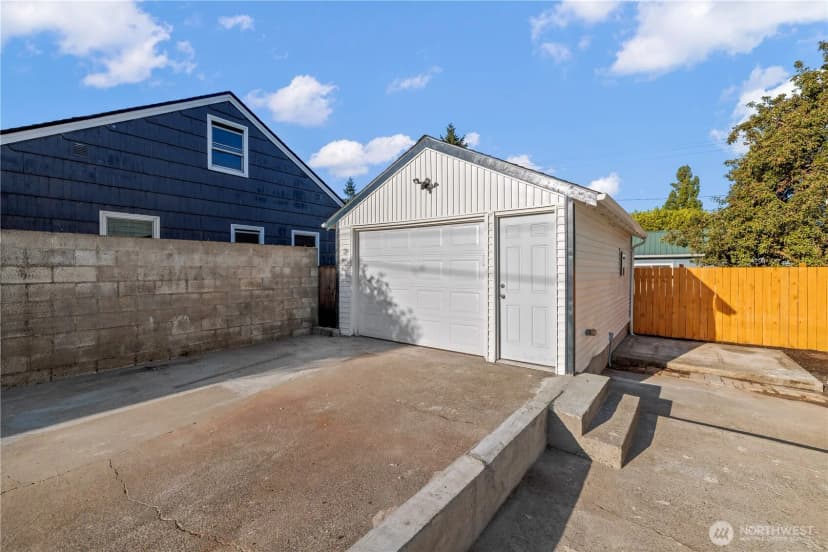 Property photo for 3202 S 66th St, Tacoma photo 6