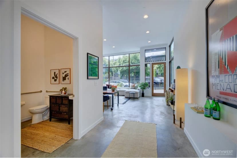Property photo for 3834 California Avenue Sw, Seattle photo 8