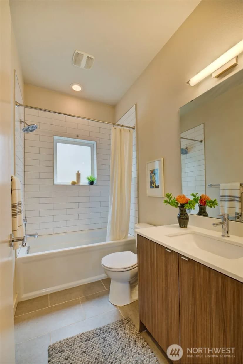Property photo for 3834 California Avenue Sw, Seattle photo 18