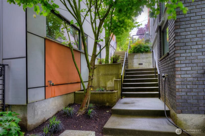 Property photo for 3834 California Avenue Sw, Seattle photo 32