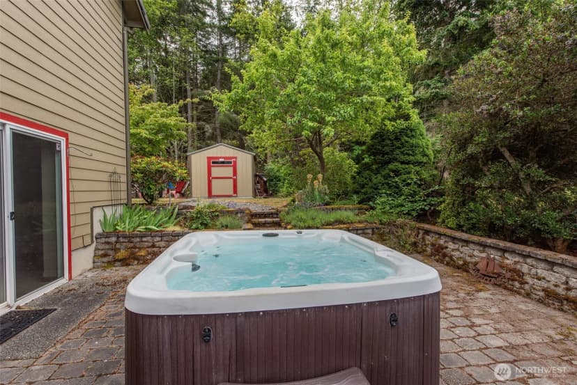 Property photo for 20 Doe Run Road, Sequim photo 38