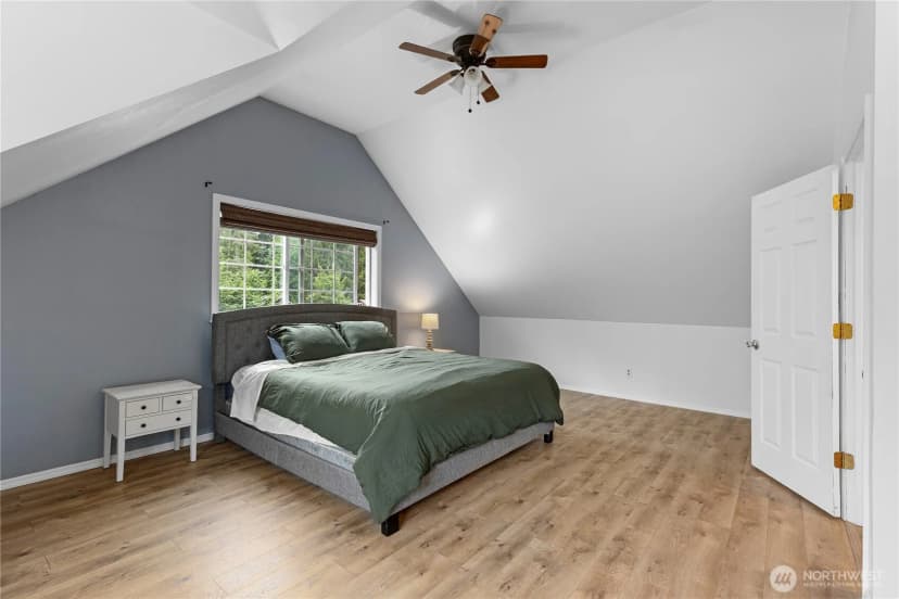 Property photo for 91 Loafer Lane, Port Angeles photo 20