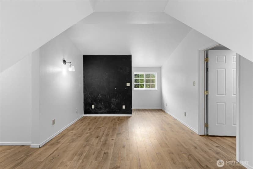 Property photo for 91 Loafer Lane, Port Angeles photo 17