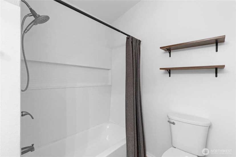 Property photo for 91 Loafer Lane, Port Angeles photo 23
