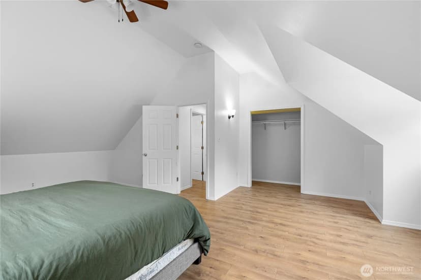 Property photo for 91 Loafer Lane, Port Angeles photo 21