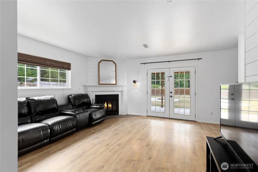 Property photo for 91 Loafer Lane, Port Angeles photo 10