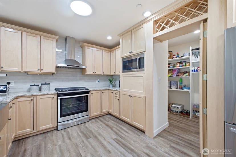 Property photo for 20910 Church Lake Drive E, Bonney Lake photo 10