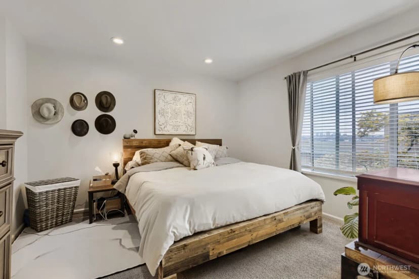 Property photo for 2134 Waverly Place N #103, Seattle photo 9