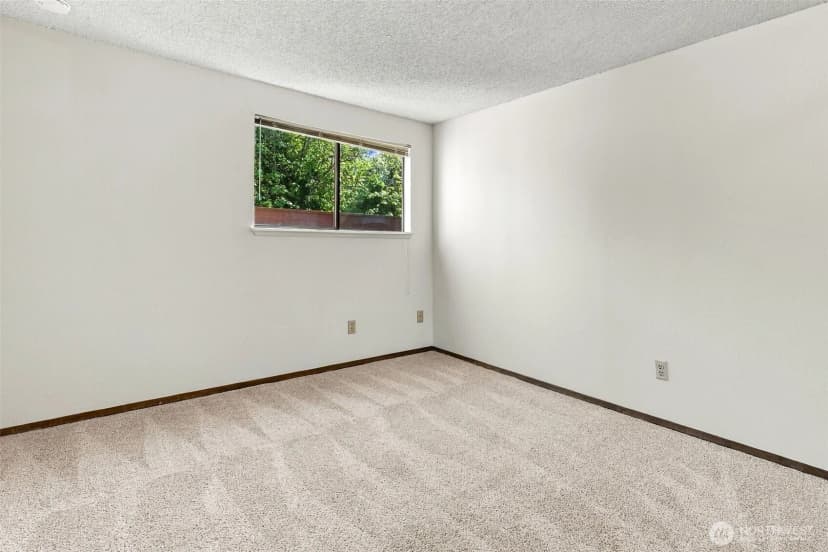 Property photo for 22700 28th Avenue S #203, Des Moines photo 13