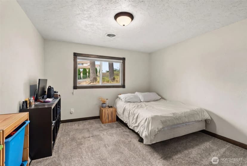 Property photo for 233 Devereese Road, Chehalis photo 17