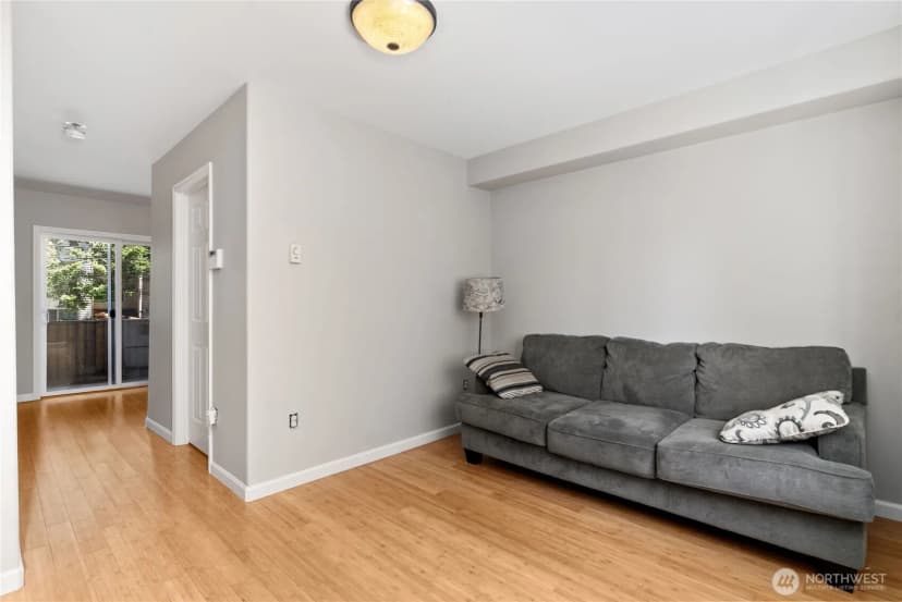 Property photo for 7703 11 Avenue Sw, Seattle photo 5