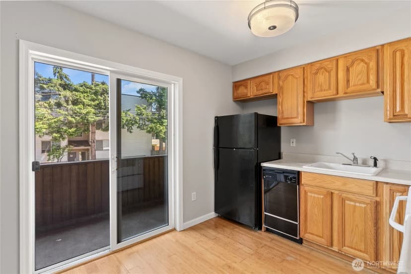 Property photo for 7703 11 Avenue Sw, Seattle photo 14
