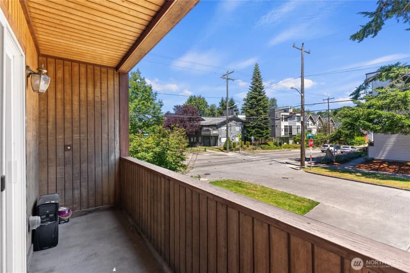 Property photo for 7703 11 Avenue Sw, Seattle photo 16