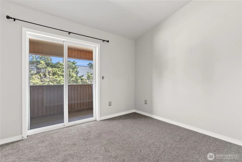 Property photo for 7703 11 Avenue Sw, Seattle photo 23