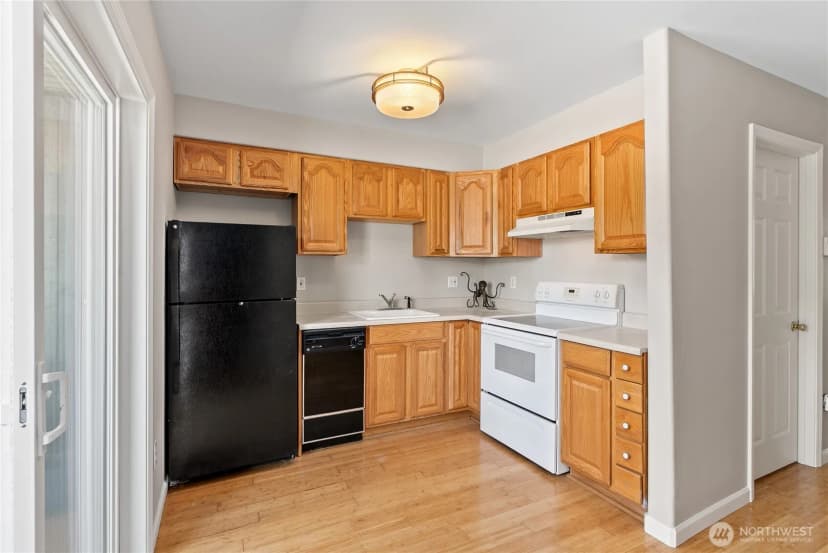Property photo for 7703 11 Avenue Sw, Seattle photo 11