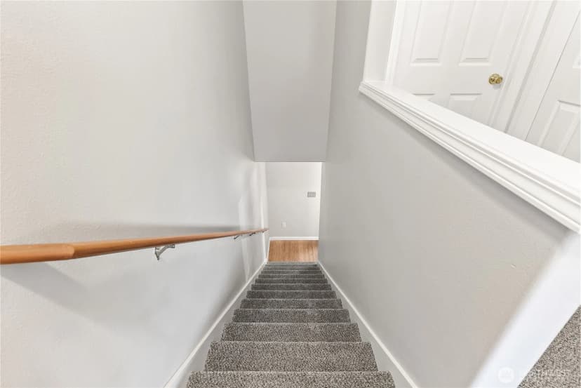 Property photo for 7703 11 Avenue Sw, Seattle photo 17