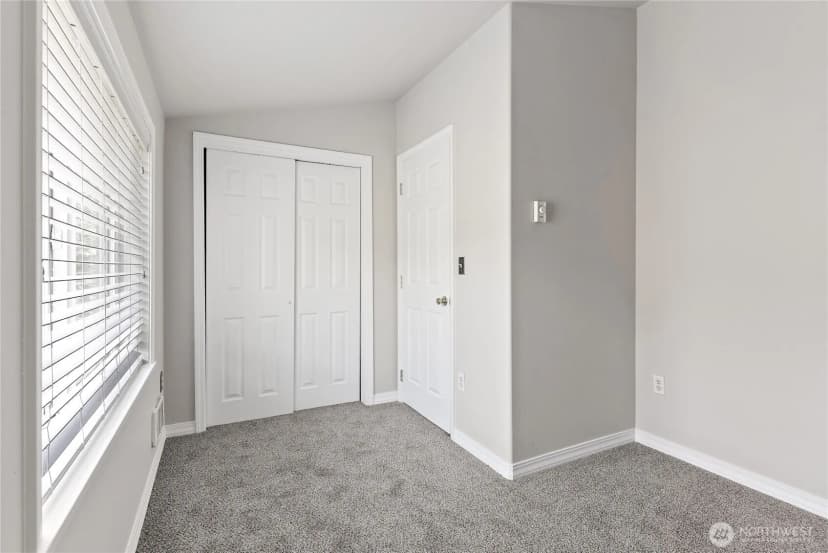 Property photo for 7703 11 Avenue Sw, Seattle photo 21