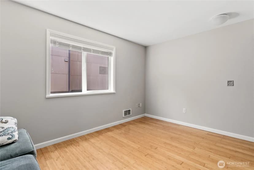Property photo for 7703 11 Avenue Sw, Seattle photo 8