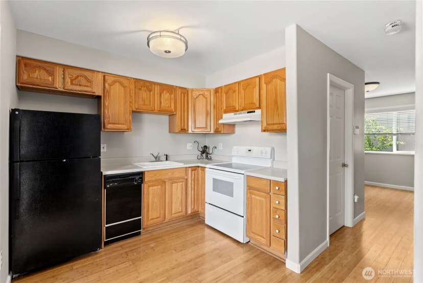 Property photo for 7703 11 Avenue Sw, Seattle photo 12