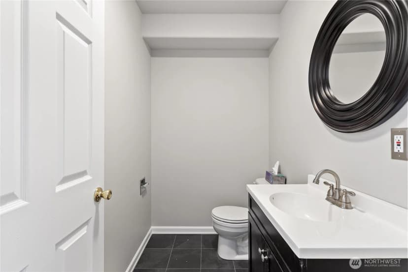 Property photo for 7703 11 Avenue Sw, Seattle photo 10