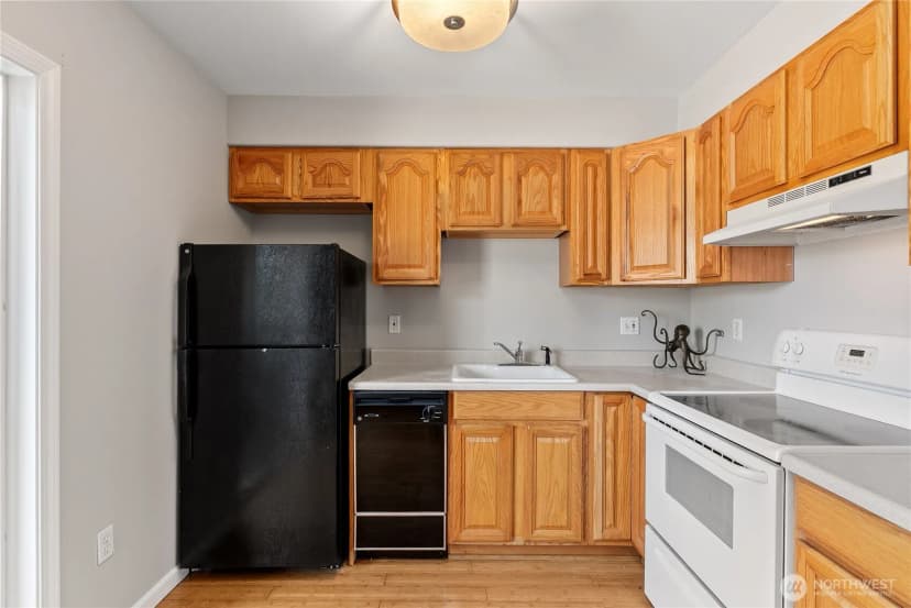 Property photo for 7703 11 Avenue Sw, Seattle photo 13