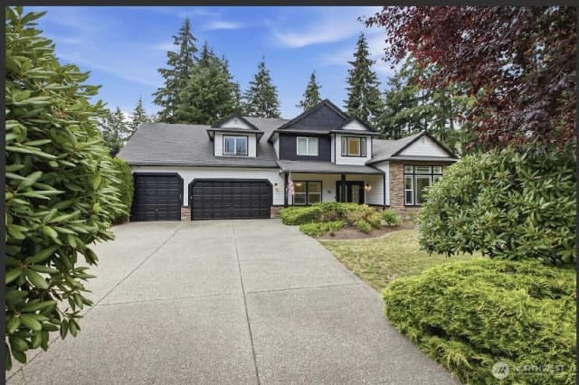 Property photo for 16619 41st Street E, Lake Tapps photo 2