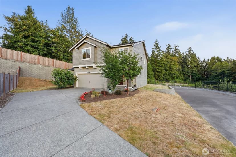 Property photo for 2045 81st Avenue E, Edgewood photo 6