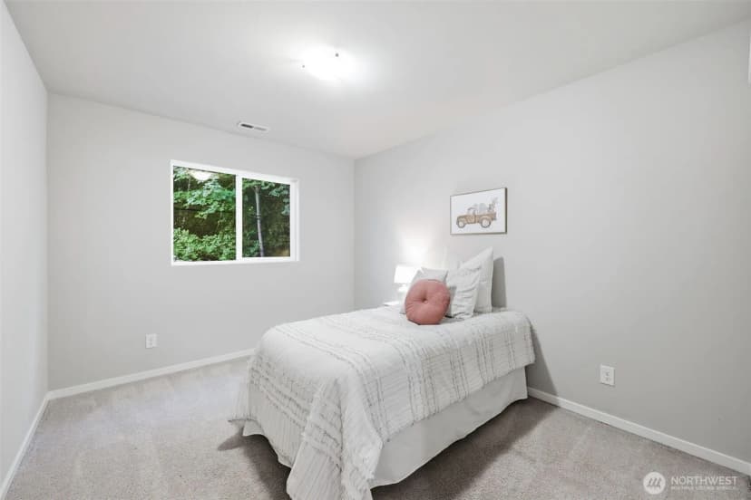 Property photo for 2045 81st Avenue E, Edgewood photo 25