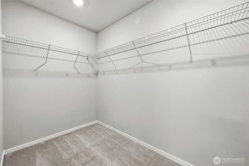 Property photo for 2045 81st Avenue E, Edgewood photo 23