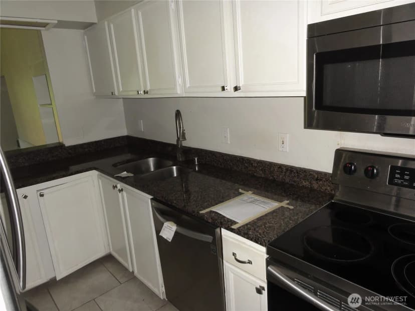 Property photo for 11520 Se 175th Street, Renton photo 5