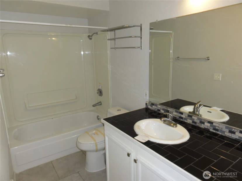 Property photo for 11520 Se 175th Street, Renton photo 9