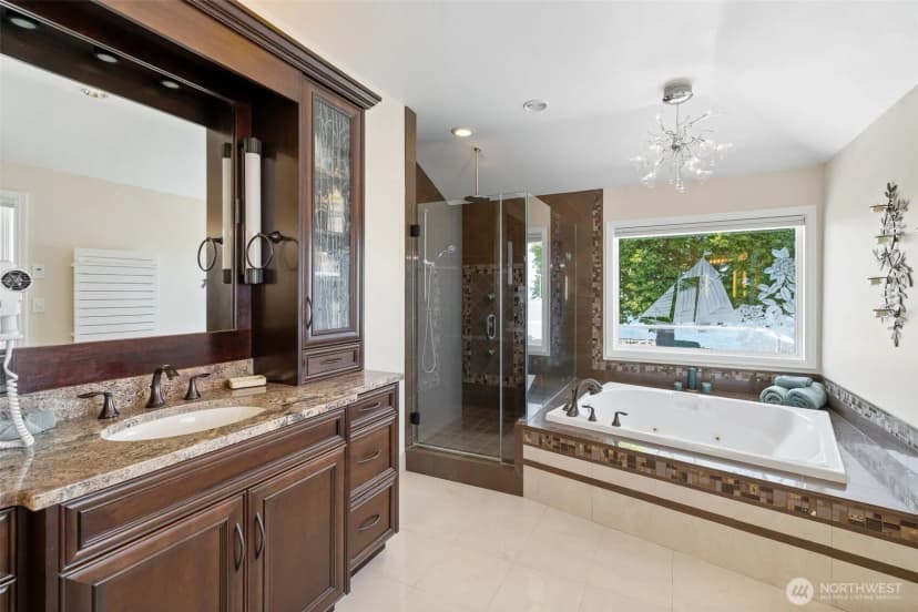 Property photo for 18141 Normandy Terrace Sw, Normandy Park photo 12