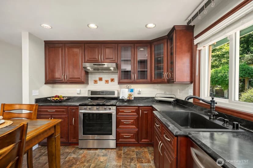Property photo for 505 S 26th Street, Renton photo 10