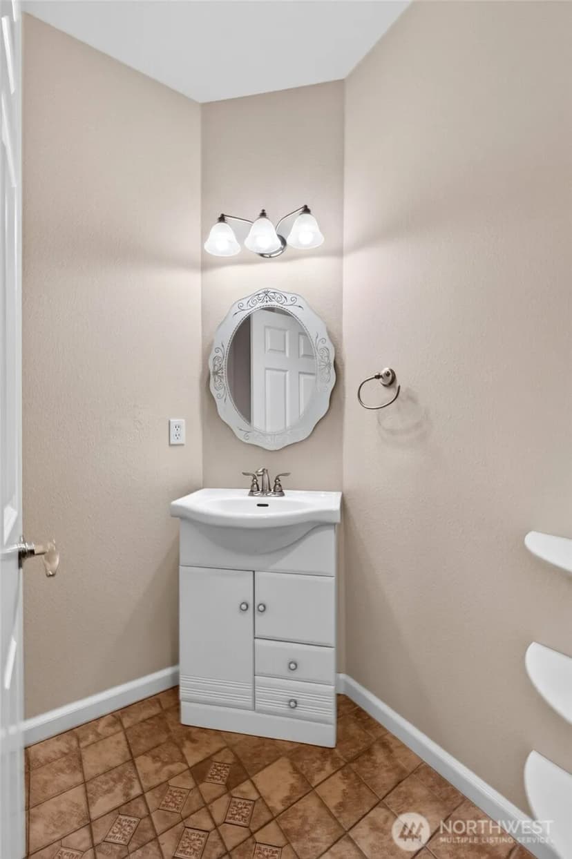 Property photo for 1301 67th Street Se #5c, Auburn photo 15