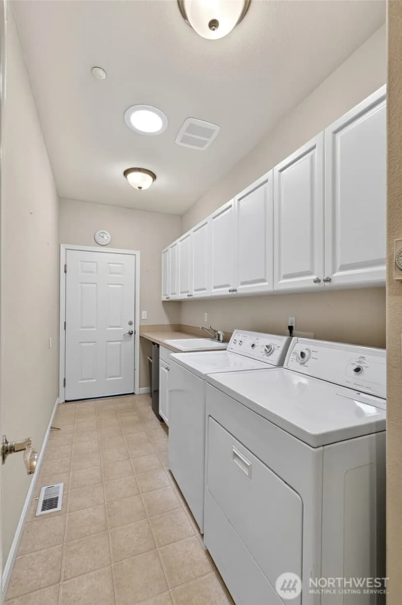 Property photo for 1301 67th Street Se #5c, Auburn photo 14